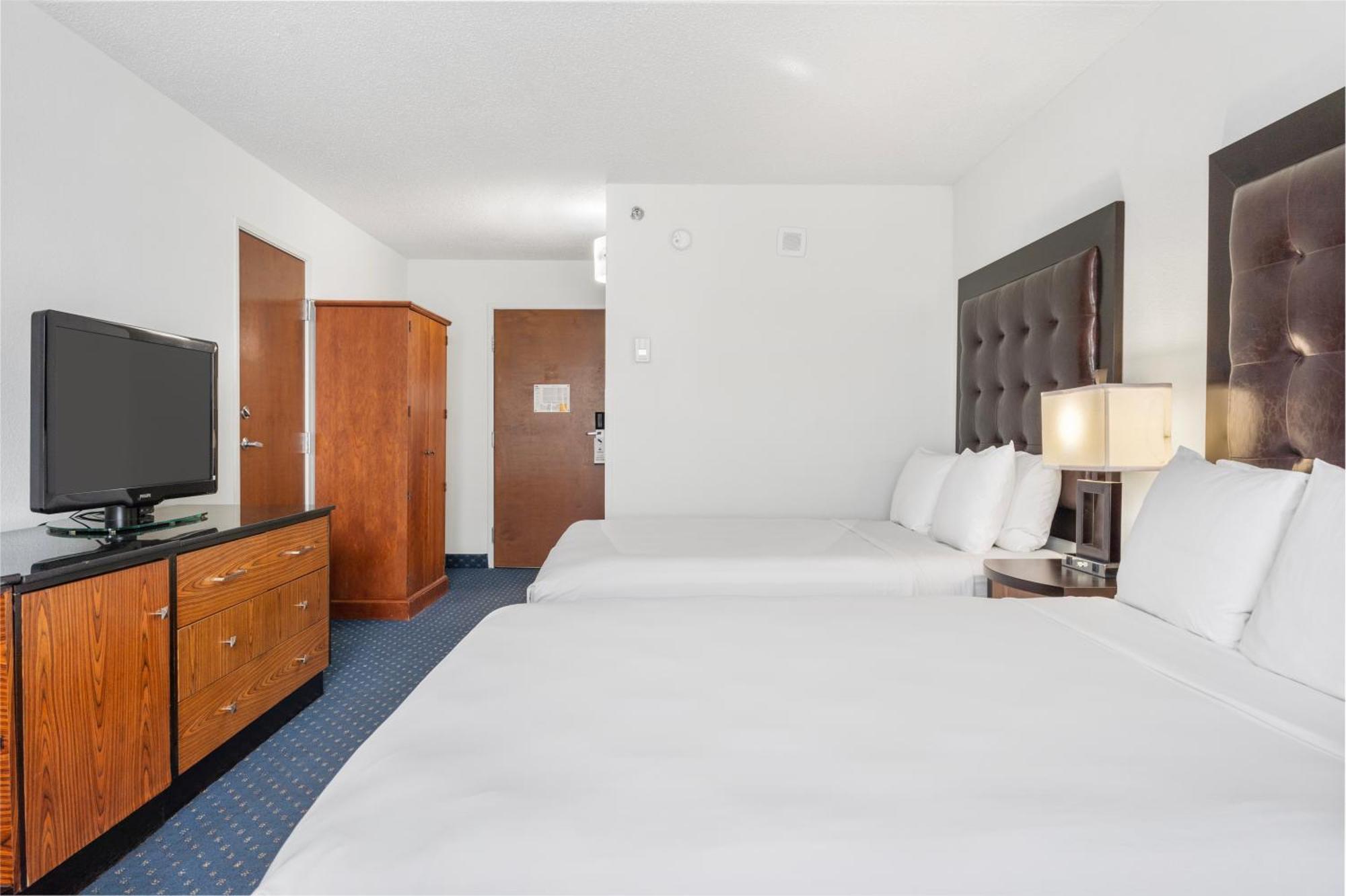 Thousand Hills Resort Hotel Branson Room photo